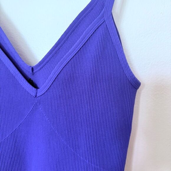 Free People Movement Happiness Runs V-Neck Tank NWOT Womens Extra Large - Picture 3 of 5